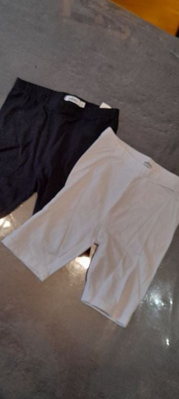 Lot de 2 leggings courts 5 ans