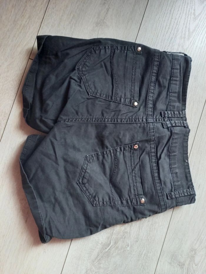 Short noir taille 36 - photo numéro 5