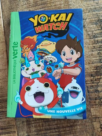 Livre bibliothèque verte Yokai watch