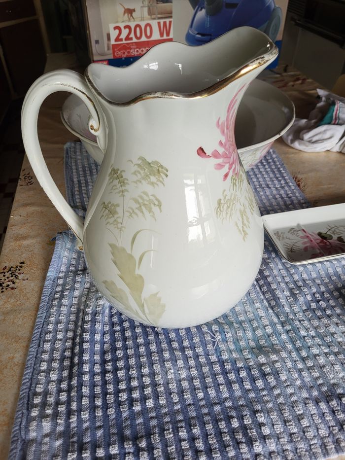 Nécessaire de toilette ancien porcelaine vintage - photo numéro 4