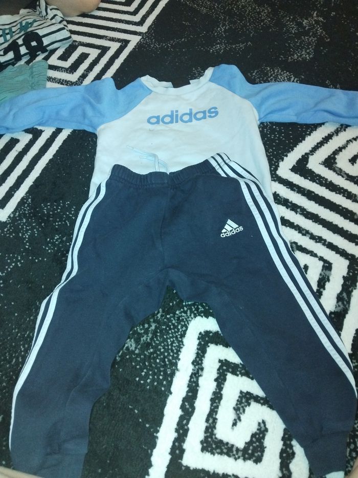 Ensemble adidas