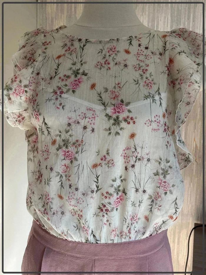Magnifique combi short taille 40 marque mademoiselle R neuve * - photo numéro 2