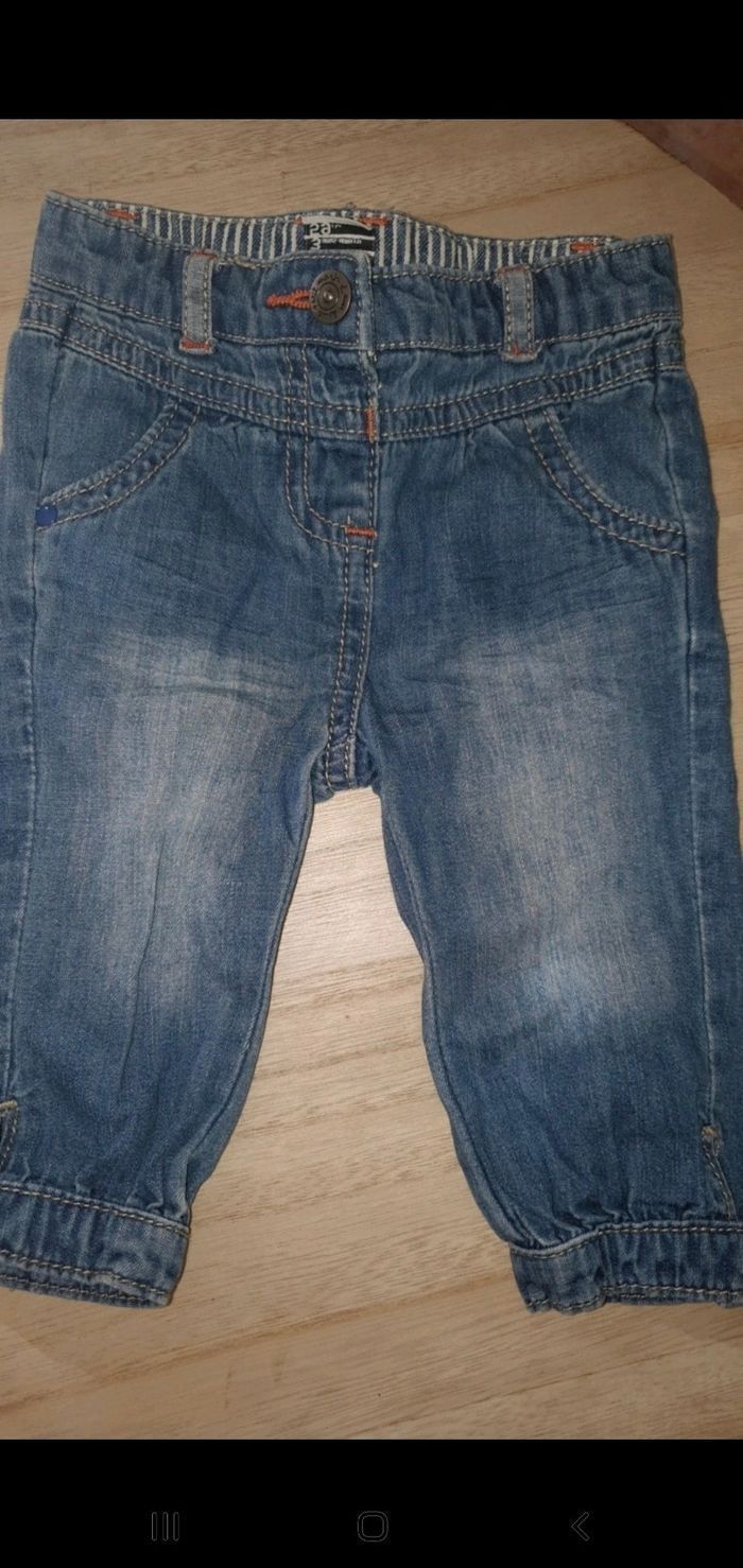 Jeans 3mois neuf