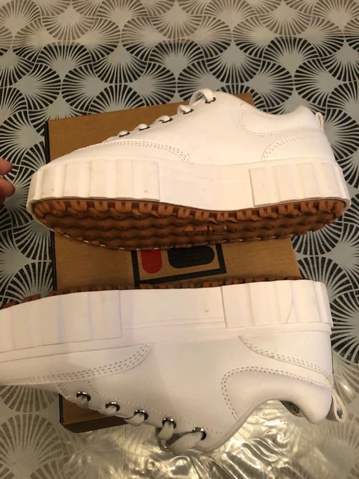 basket fila blanche plateforme sandblast sneakers - photo numéro 7