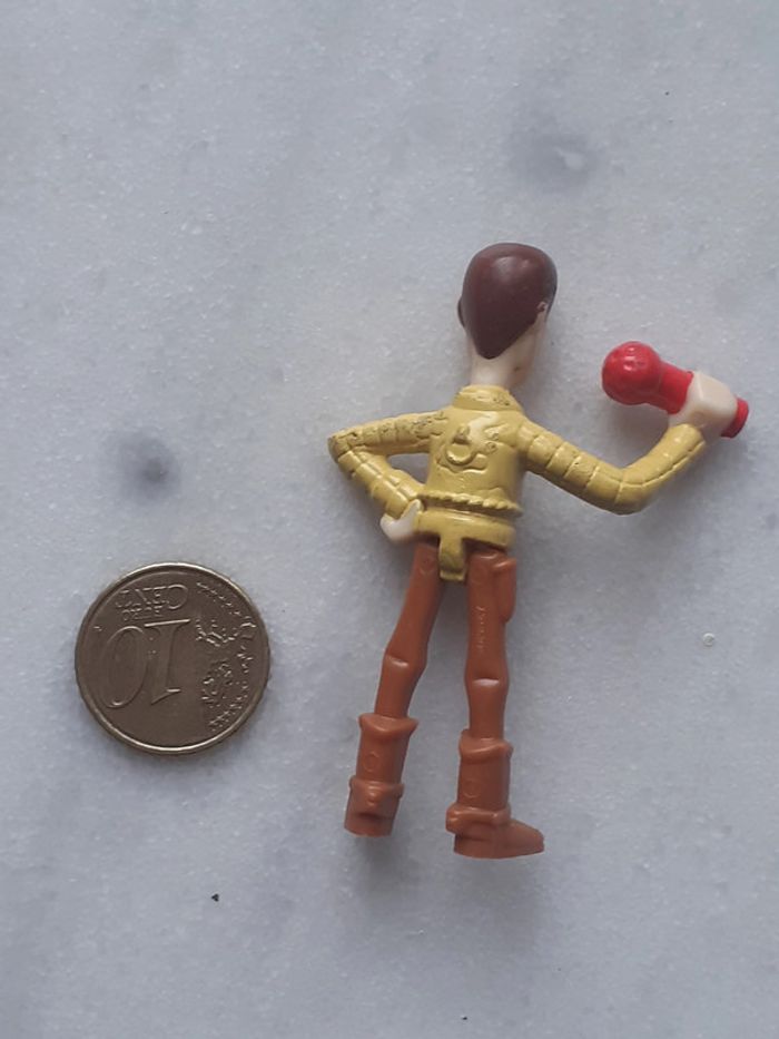 🍫Figurine kinder cowboy woody toys story - photo numéro 3
