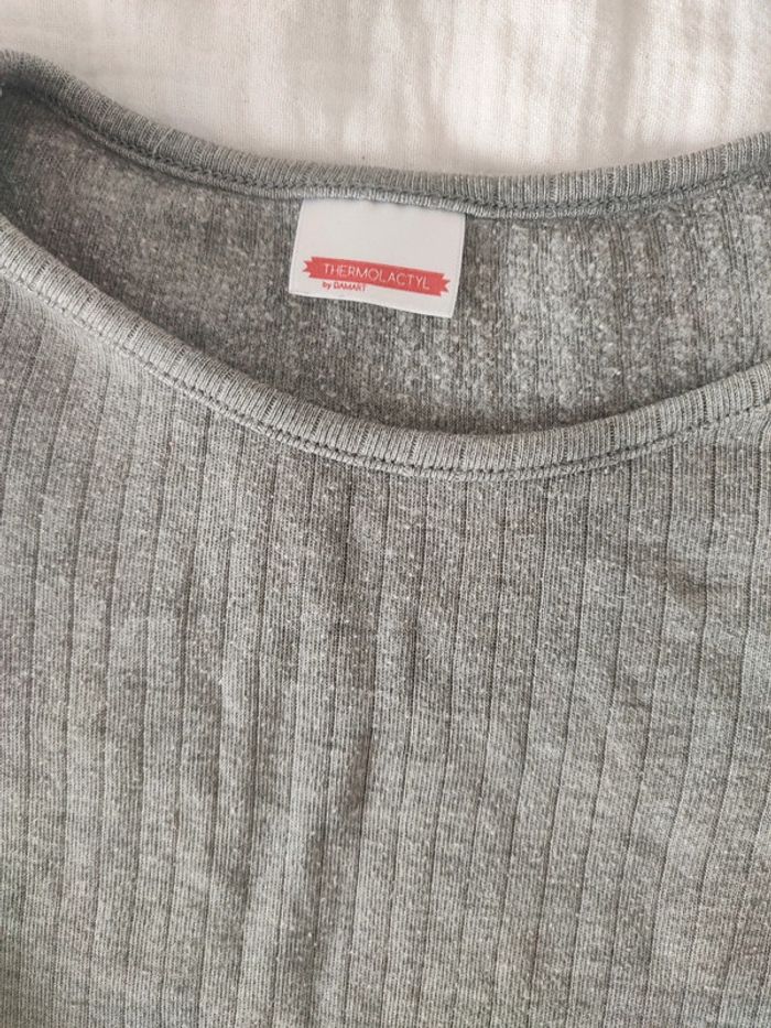 Tee shirt Damart thermolactyl 4/5 ans - photo numéro 3