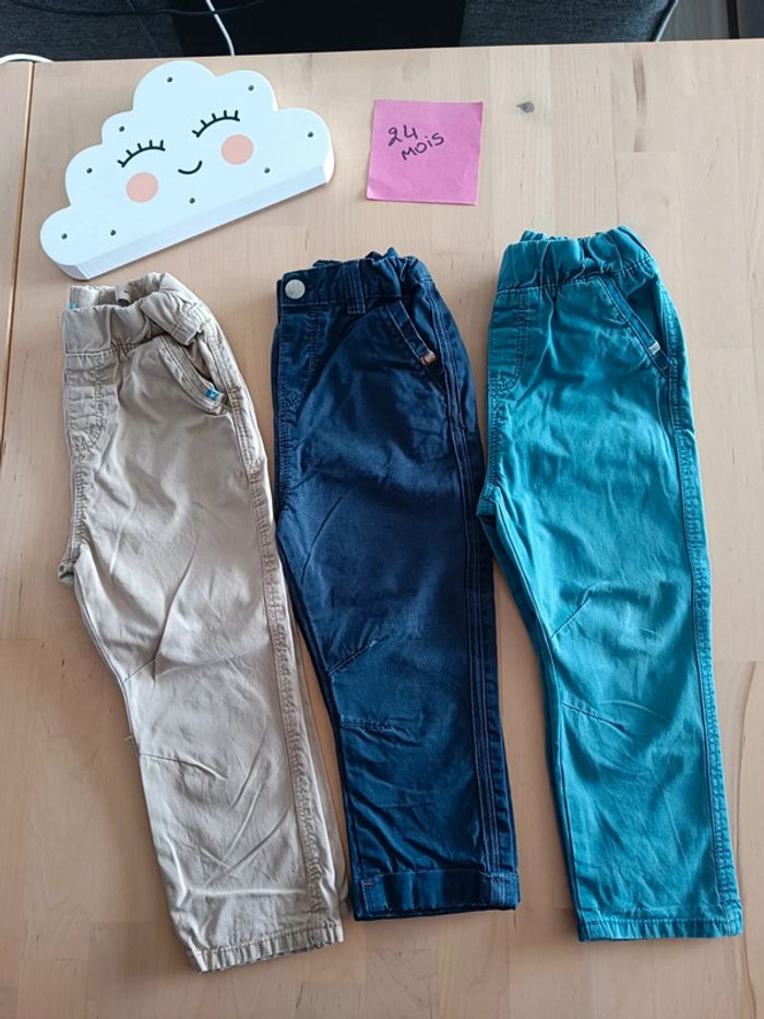 Lot chino 24 mois obaibi taille réglable