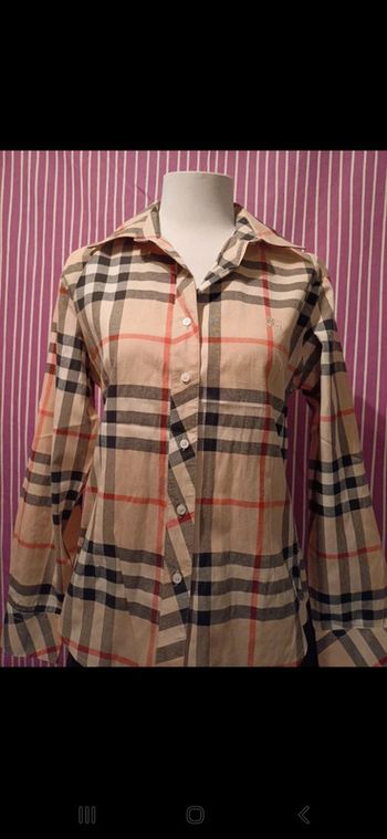 Chemises centrée à carreaux