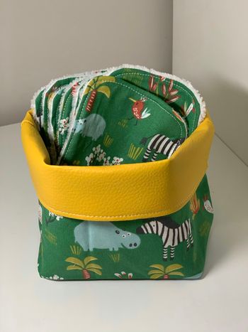 7 lingettes lavables et panier assorti - jungle