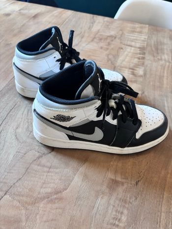 Nike air Jordan dunk mid 