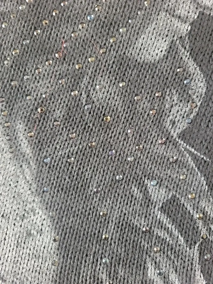Joli pull taille M - photo numéro 3
