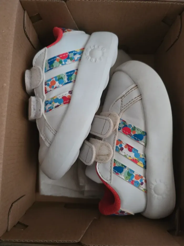 Adidas taille 20 - photo numéro 2