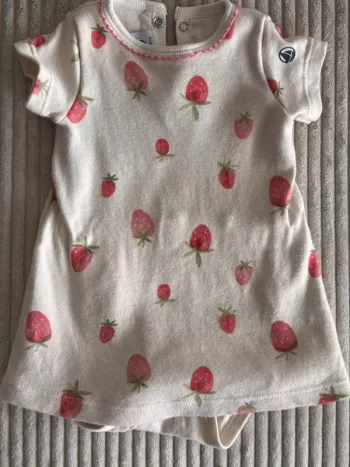 Robe body fraises petit bateau