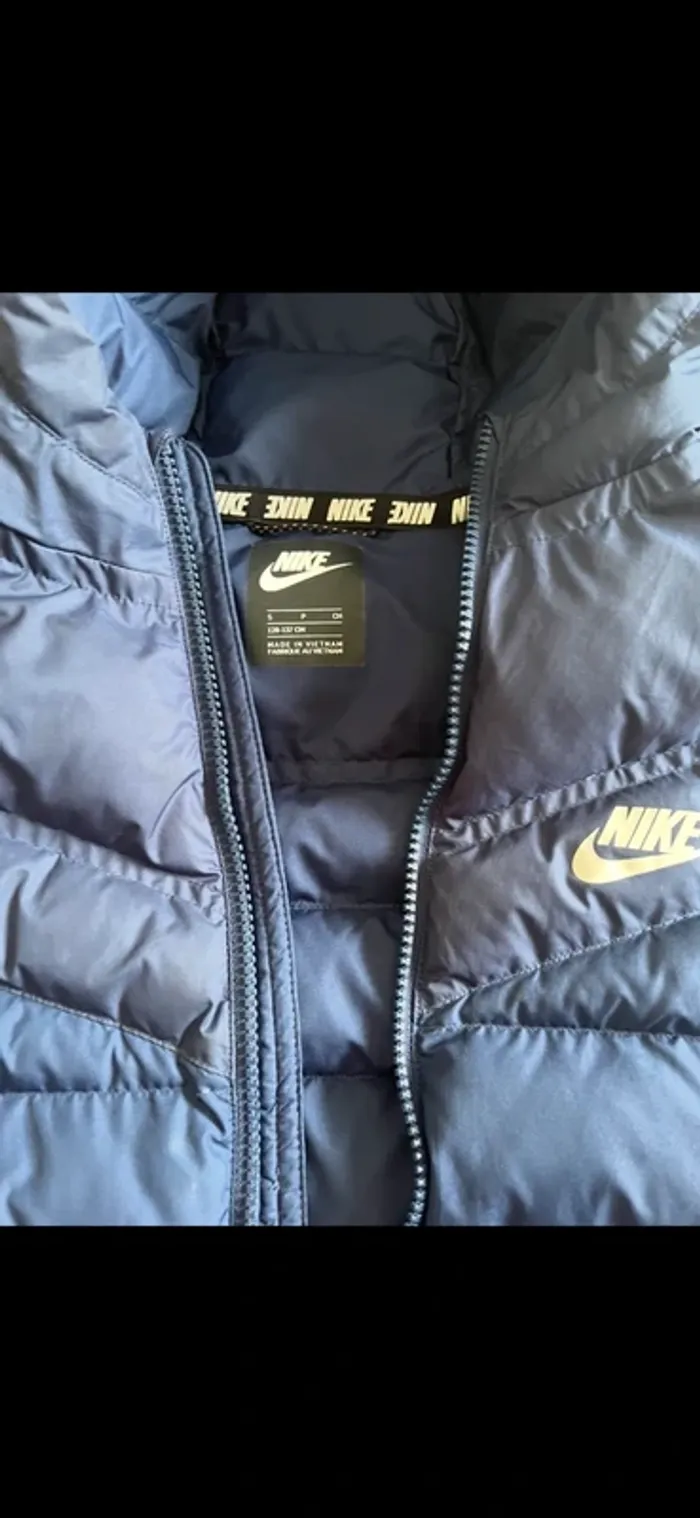 Blouson Nike à capuche 128/137 cm - photo numéro 3