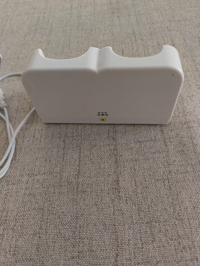 Double chargeur manettes wii - photo numéro 4