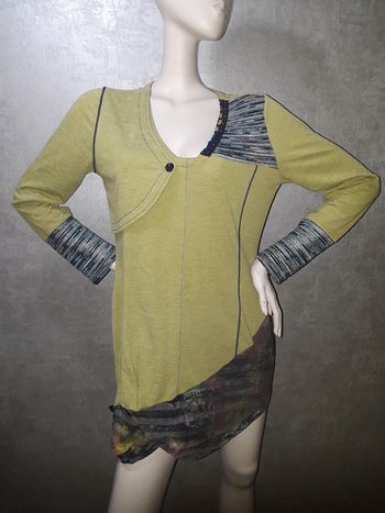 tunique verte et grise taille 40