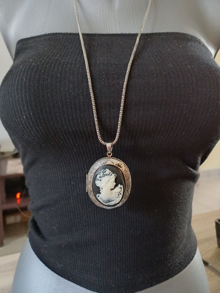 Collier Camée porte photo