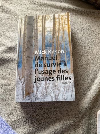 #manuel de survie à l’usage des jeunes filles Mick kit son