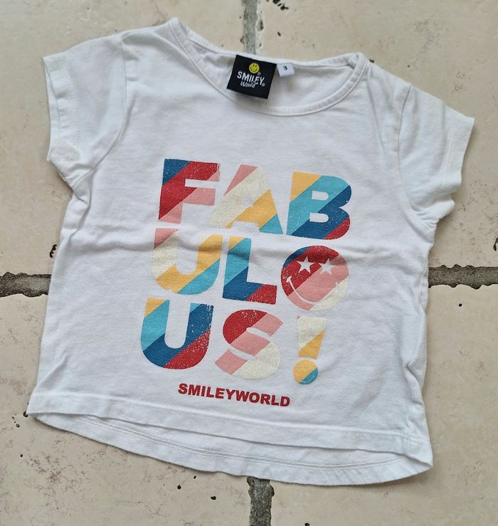 Ensemble t-shirt smiley et short jean - 3 ans - photo numéro 2