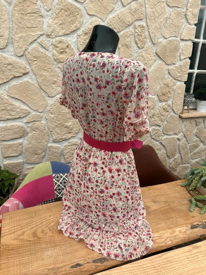 Robe d'été fleurs beige rose rose beige Emma Ella volanté - photo numéro 2