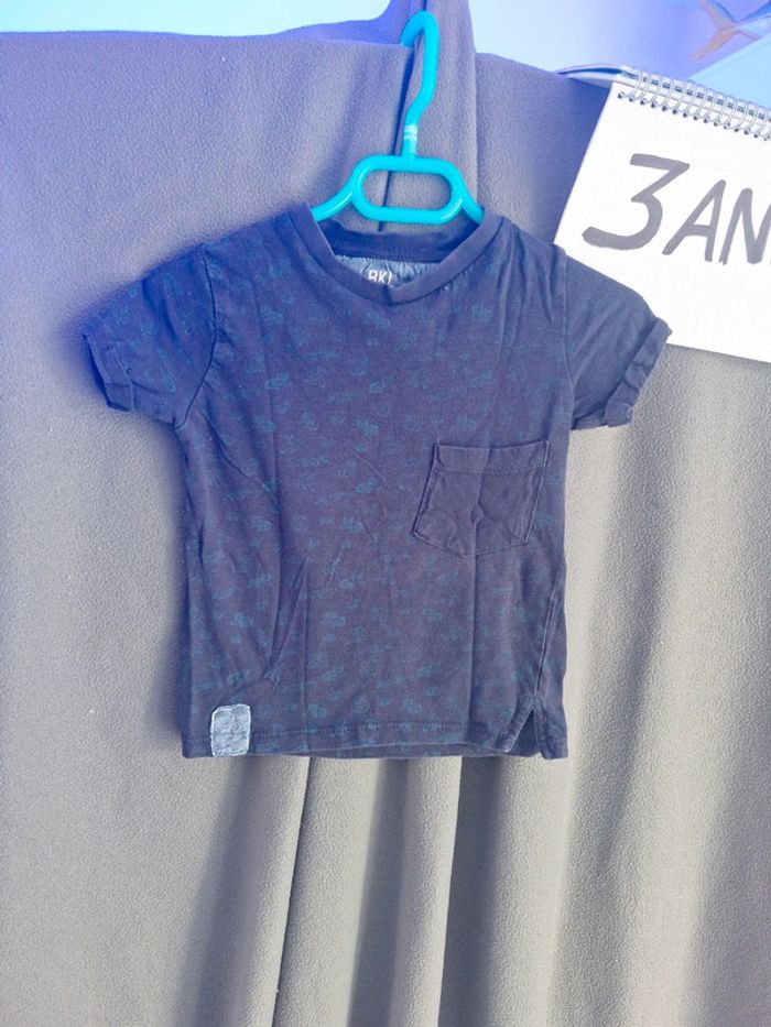 Lot 2 tee-shirts BKL Wear 3 ans - photo numéro 4