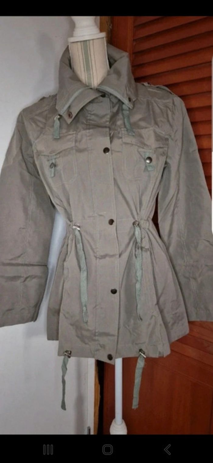 Parka neuve taille 42