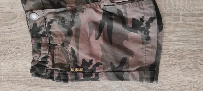 Short in extenso 2 ans - photo numéro 2