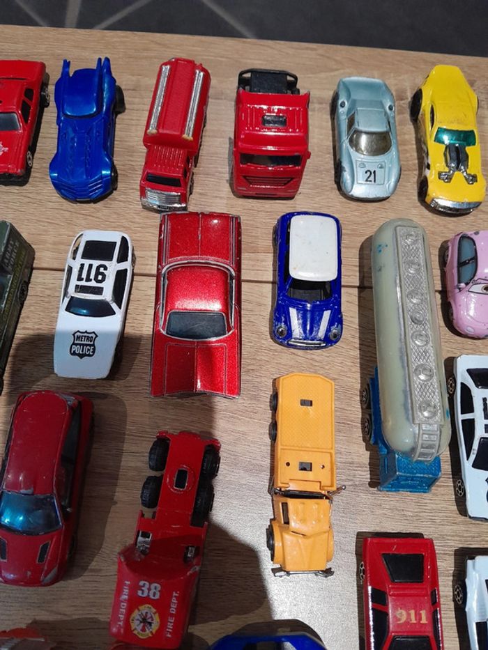 Lot de 89 véhicules voiture camion ect - photo numéro 9