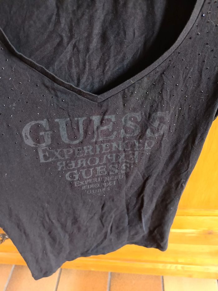 T-shirt guess - photo numéro 2