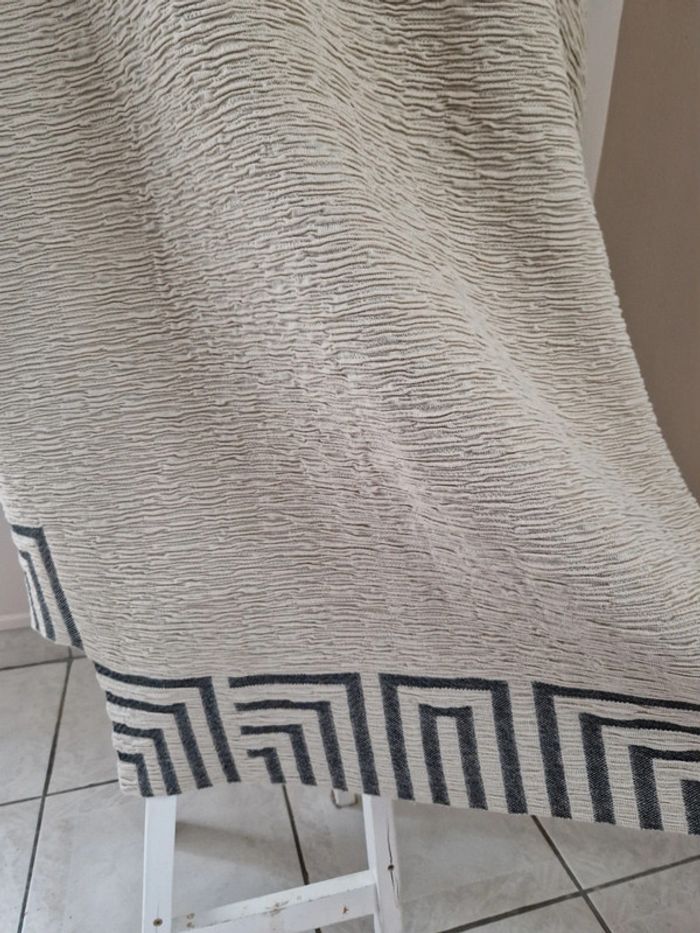 Poncho original 🖤🩶 - photo numéro 9