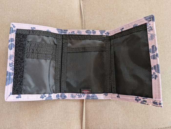 Ensemble Eastpak cartable trousse porte monnaie - photo numéro 9