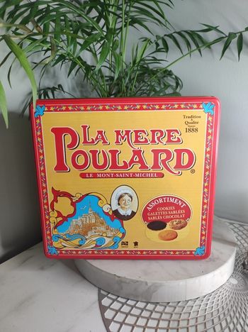 Boîte à biscuits la mère poulard