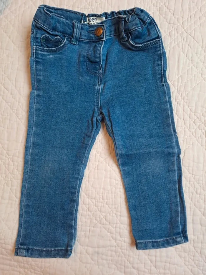Lot de 2 pantalons, une blouse et un gilet- 18 mois - Hiver - photo numéro 10