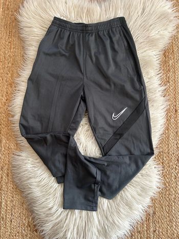 Garçon 👦🏻 Jogging foot dri fit nike - gris - Taille L/147-158 cm