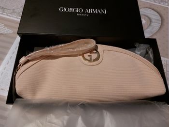 Pochette giorgio armani neuf