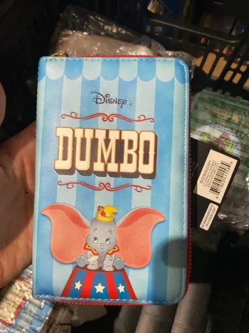 Portefeuilles livre dumbo disney