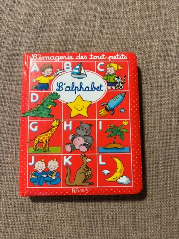 Livre l’imagerie des tout petits l’alphabet