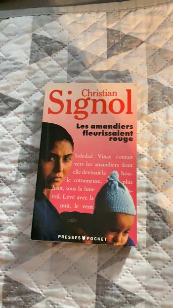 #les amandiers fleurissaient rouge Signol.      )