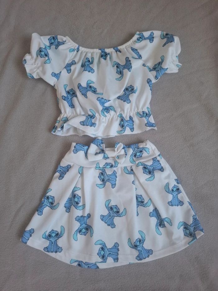 Ensemble stitch taille 4 ans
