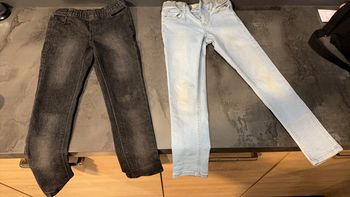 Lot de 2 jeans à détacher