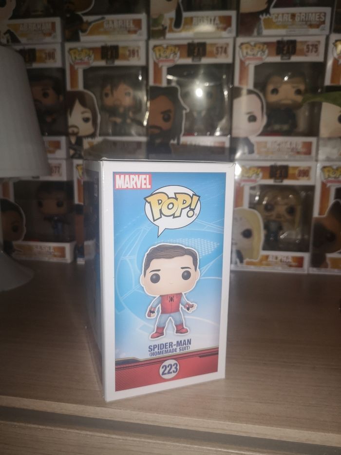 Funko pop Marvel Spider-man Homecoming 223 Spider-man Homemade Suit - photo numéro 4