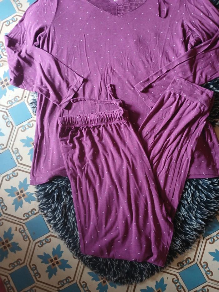 🍍 Magnifique pyjama 2 pièces femme C&A taille L - photo numéro 2