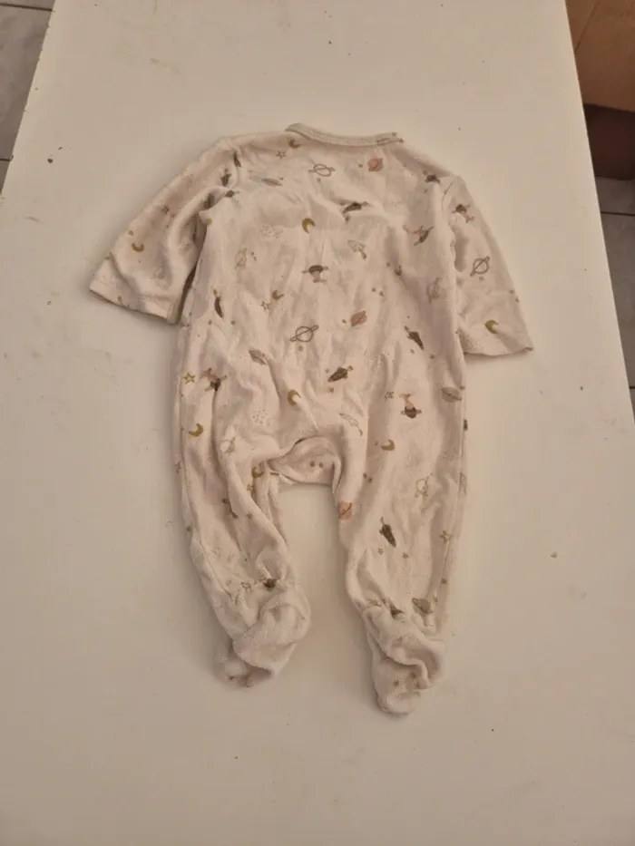 Pyjamas 3 mois - photo numéro 3