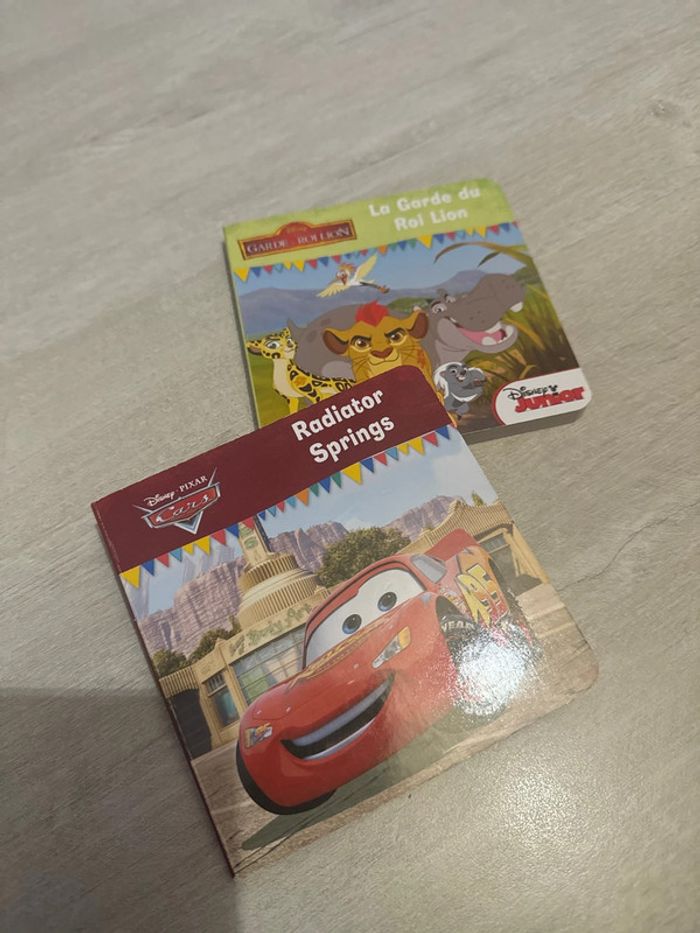 Lot Disney  petit livre en carton