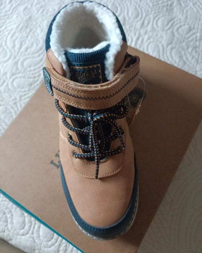 Chaussures fourrées neuves Pointure 38 - photo numéro 5