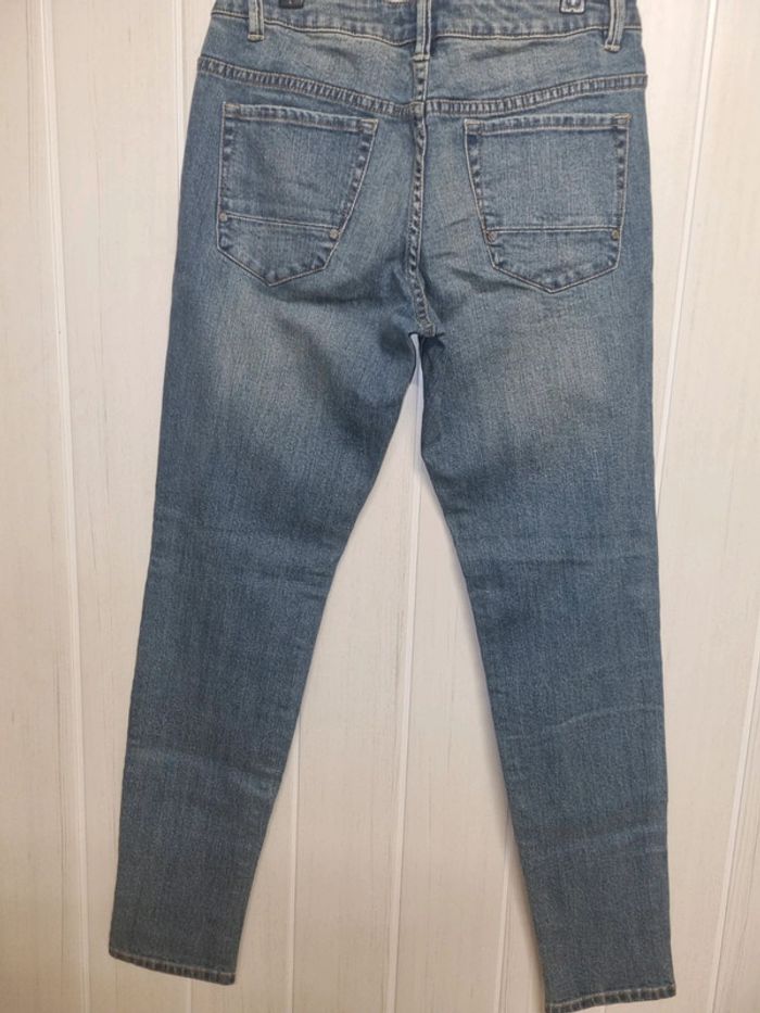 Jean taille 34 - photo numéro 2