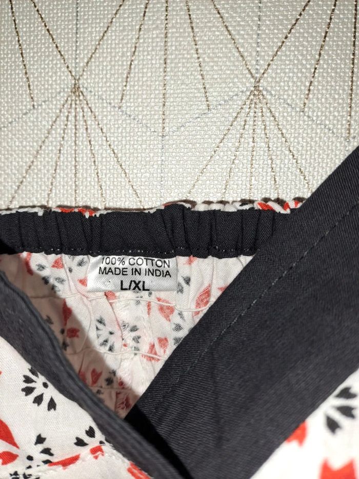 Joli débardeur femme comme neuf L/XL - photo numéro 4