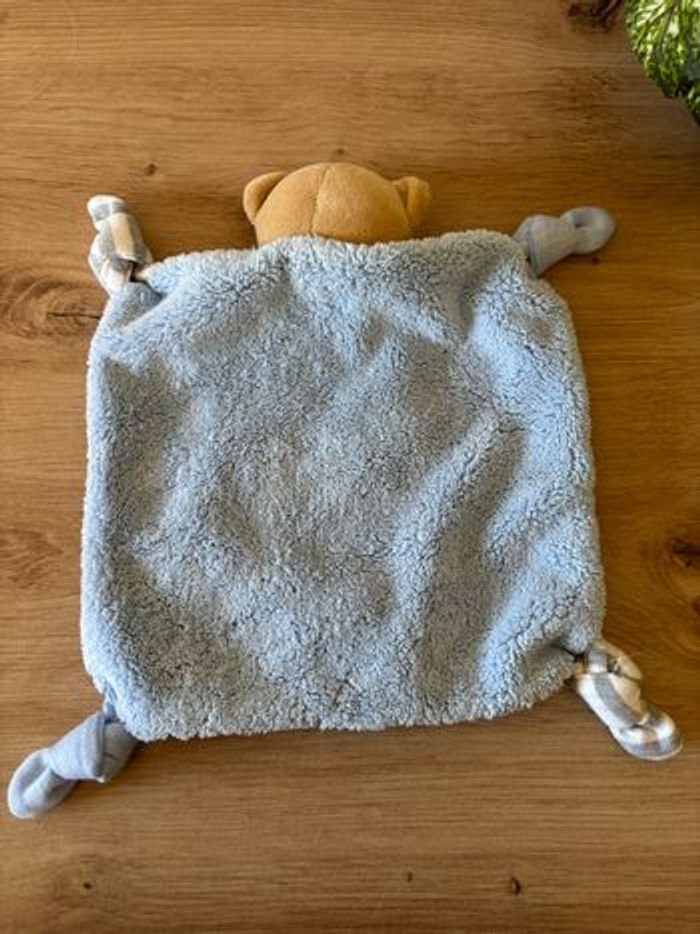 Doudou plat ours blanc bleu kaloo team même pas peur - photo numéro 3