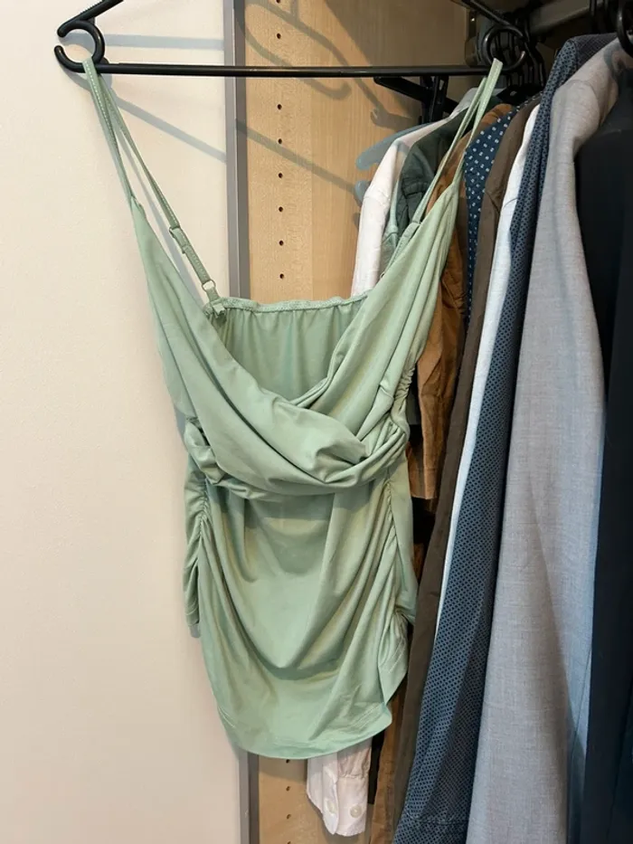 Débardeur vert - photo numéro 2