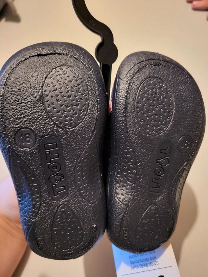 🪷 Chausson bébé neuf T.18 🪷 - photo numéro 2